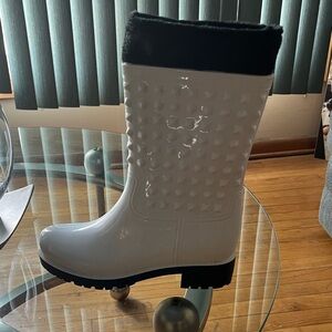 Elegant White and Black Women's Rain Boots with removable fleece lining